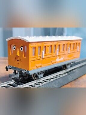 Bachmann Thomas & Friends: Clarabel The Coach